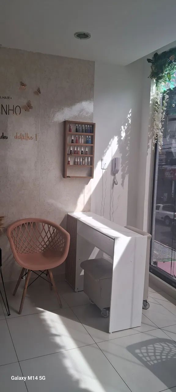 Espaço manicure disponível 