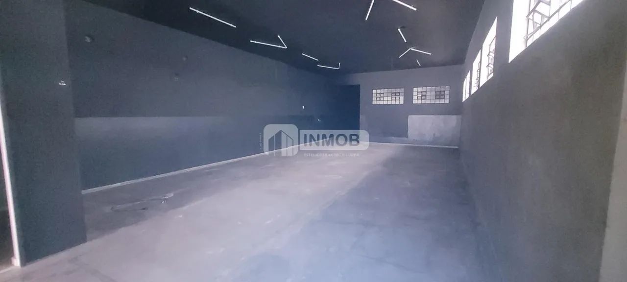 Galpão para Alugar na Vila São José, Taubaté  530m², 4 Banheiros - Foto 11