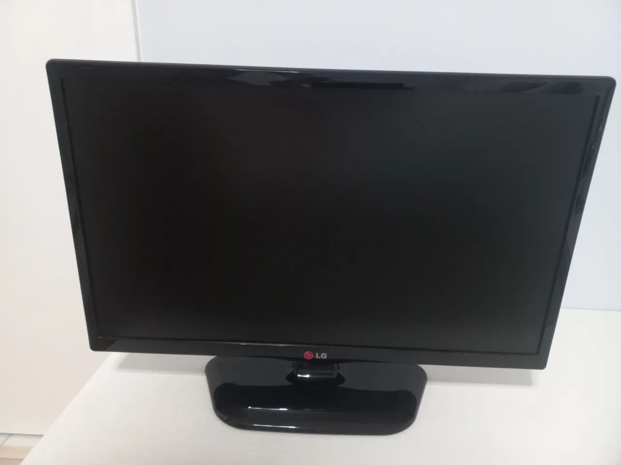Vendo TV/Monitor LG 21,5 polegadas - Foto 3