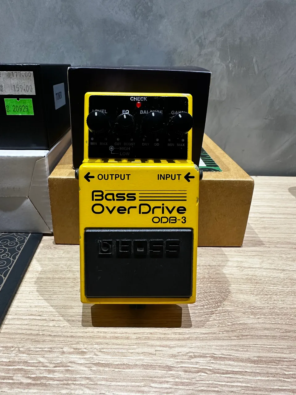 Pedal de overdrive/distorção nig mkl kiko loureiro - Instrumentos