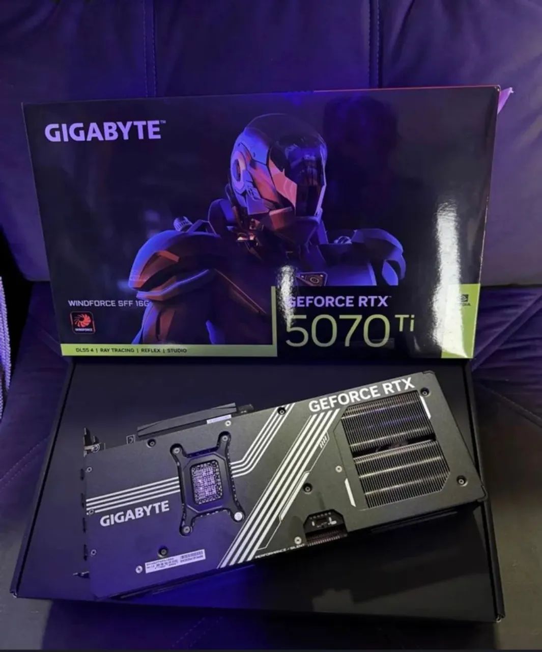 Placa de Vídeo Gigabyte RTX 5070 Ti 16GB (Com NF e Caixa) - Foto 3