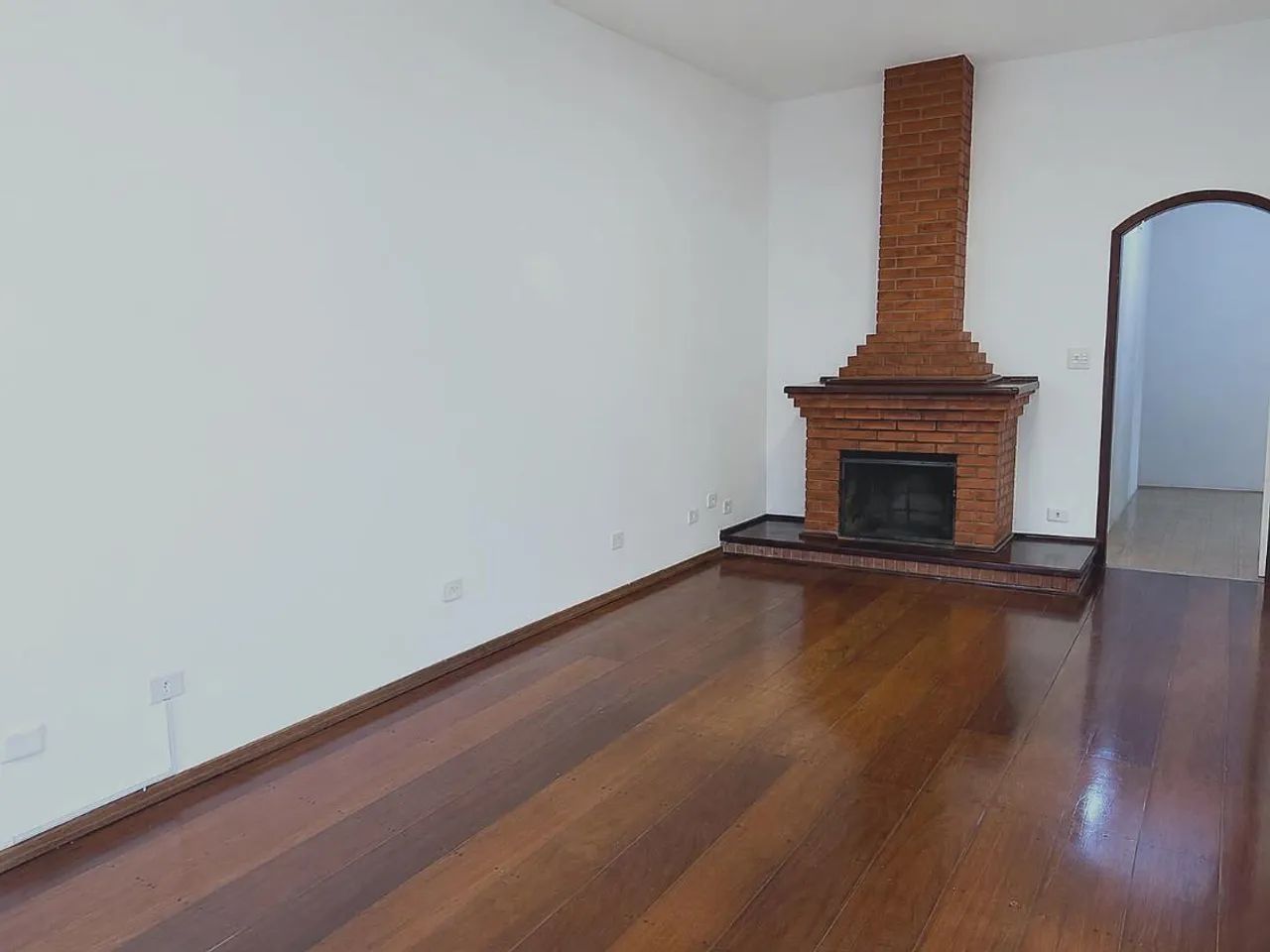 Casa Térrea com Edícula Completa, 4 Dormitórios e 3 Vagas na Cidade Dutra - Foto 3