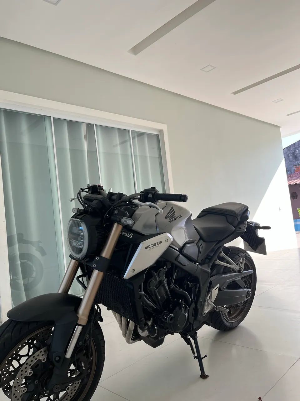 CB 650r - Foto 3