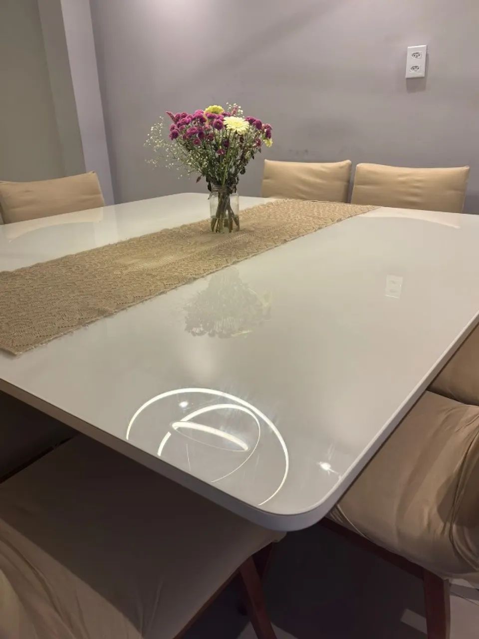 mesa com 8 cadeiras - Foto 3