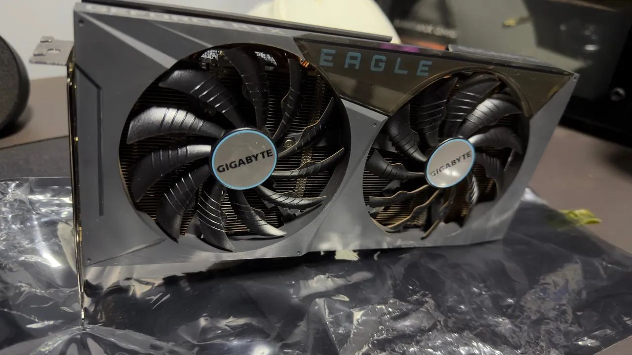 Rtx 3060 12 gb gigabyte eagle  - Foto 2