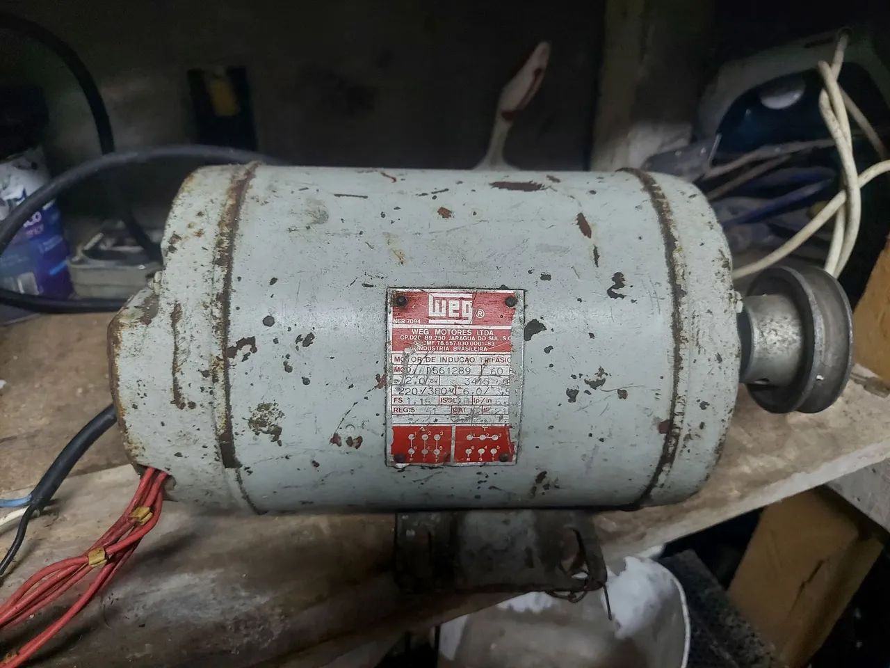 Motor elétrico WEG trifacio  - Foto 5