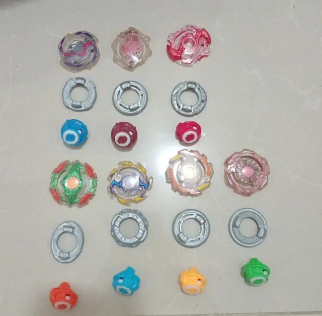 7 Beyblades