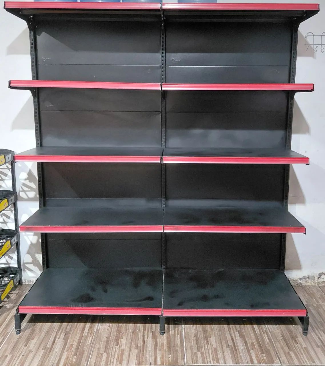 Vendo Gondula(Prateleira )