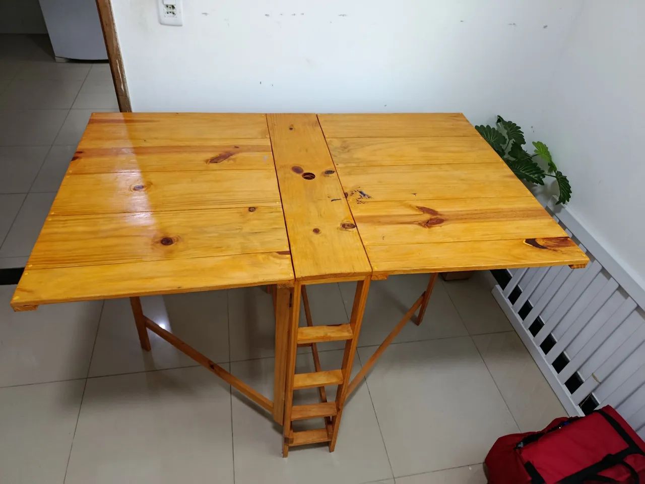 Mesa dobrável 