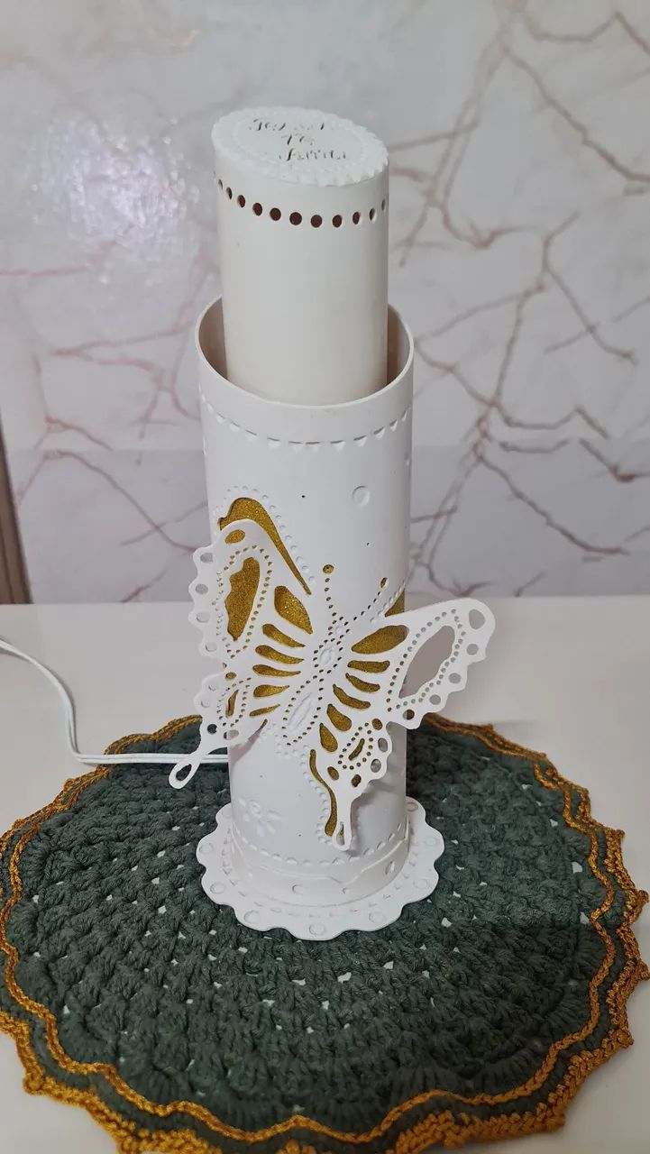 Luminárias em PVC - Foto 5