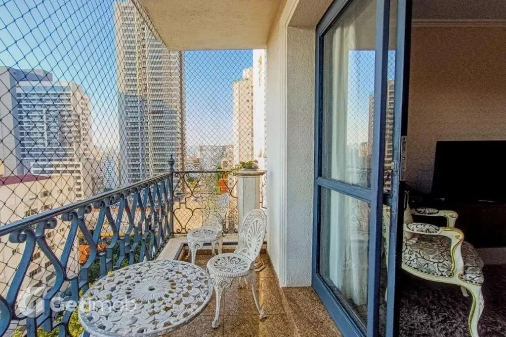 Apartamento á venda em Perdizes Rua Cotoxó 109m², 4 dormitórios Com Suíte e Varanda