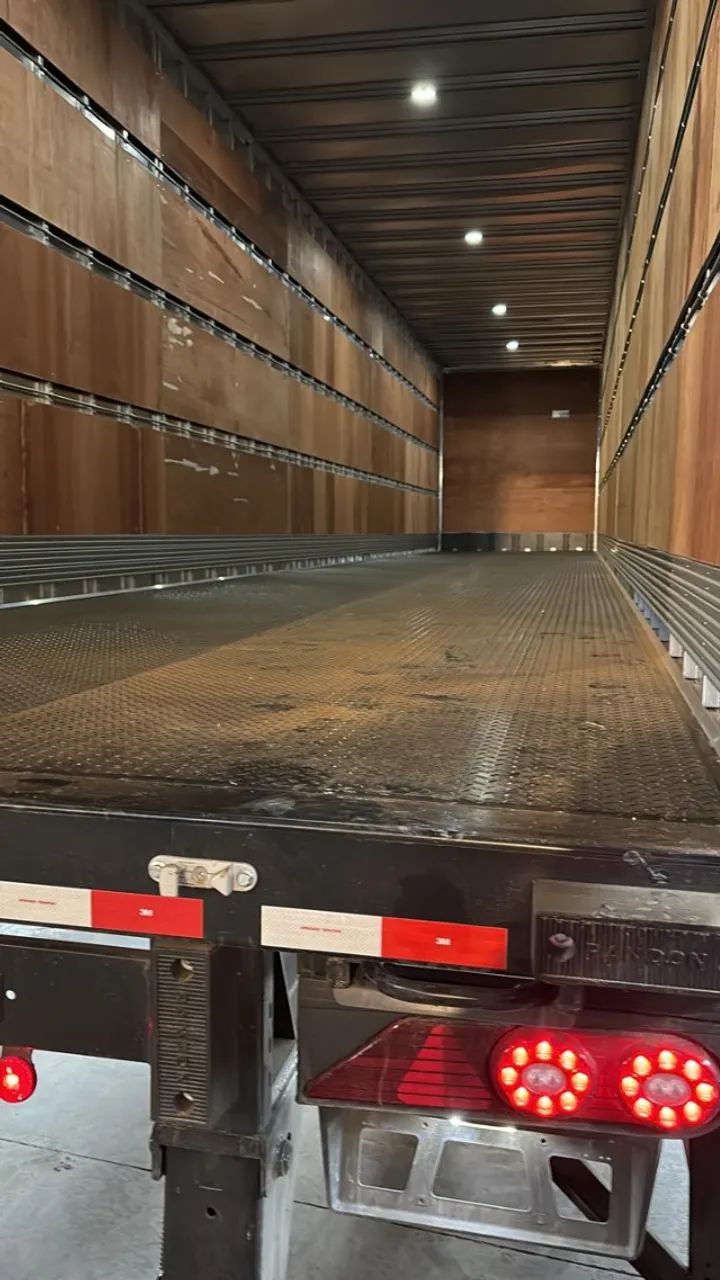 carreta 30 palets randon com pneus - Foto 3