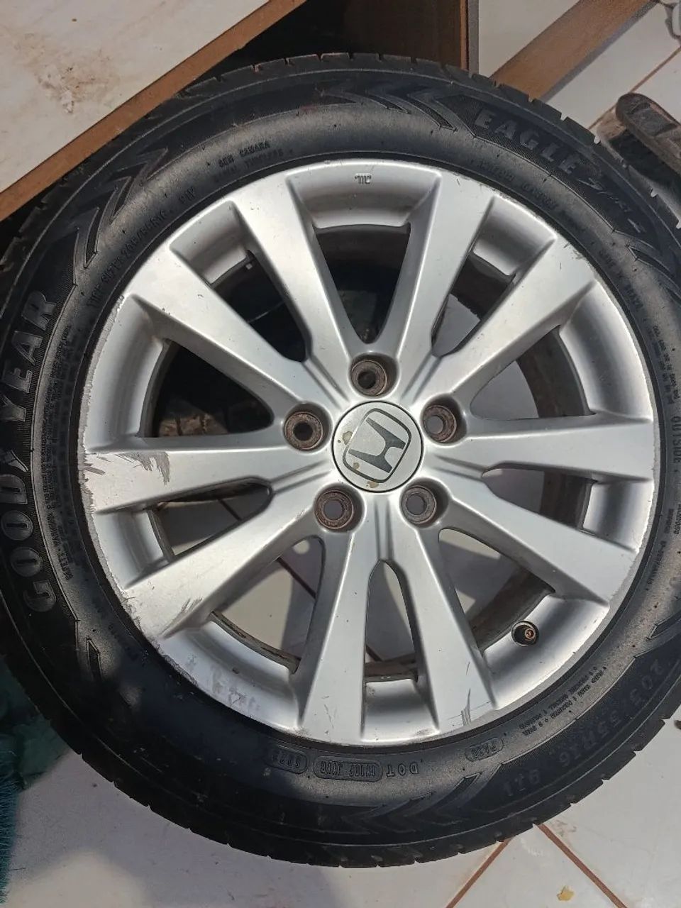 Roda e pneu Civic 