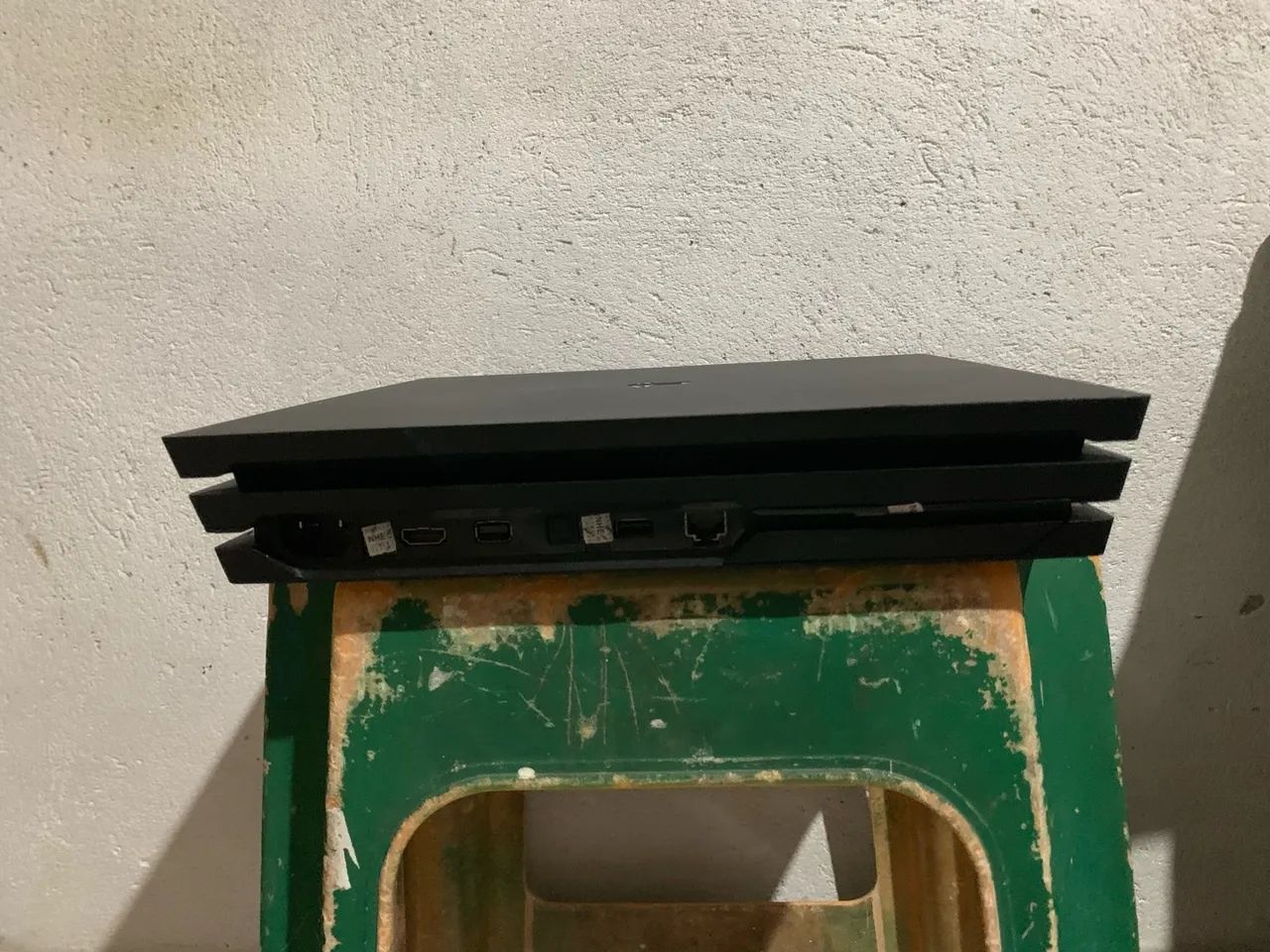 Ps4 pro desbloqueado  com vários jogos  - Foto 3