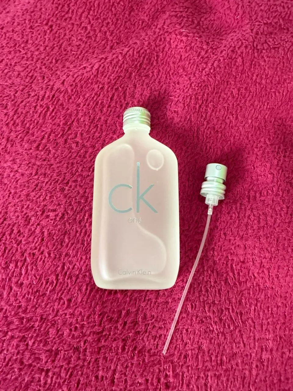 Perfume Calvin Klein ONE 50ml  - Foto 3