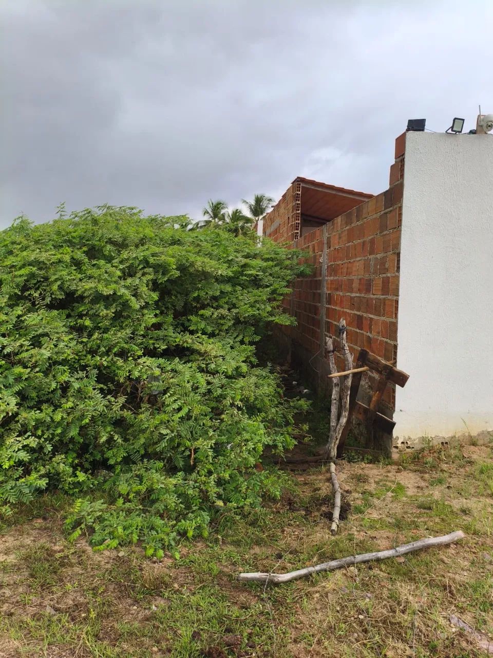 Vende-se ou troca terreno no abais
