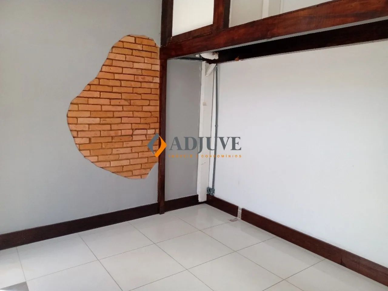 LOJA NA RUA TERESA COM 34 M² - Foto 2