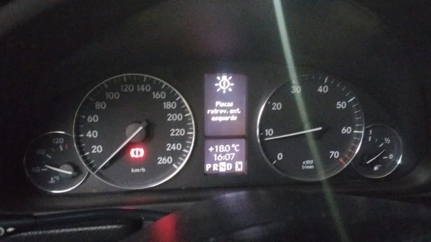 Mercedes-Benz C-180 C-180 Kompressor Classic 1.8 16V 143cv 2006