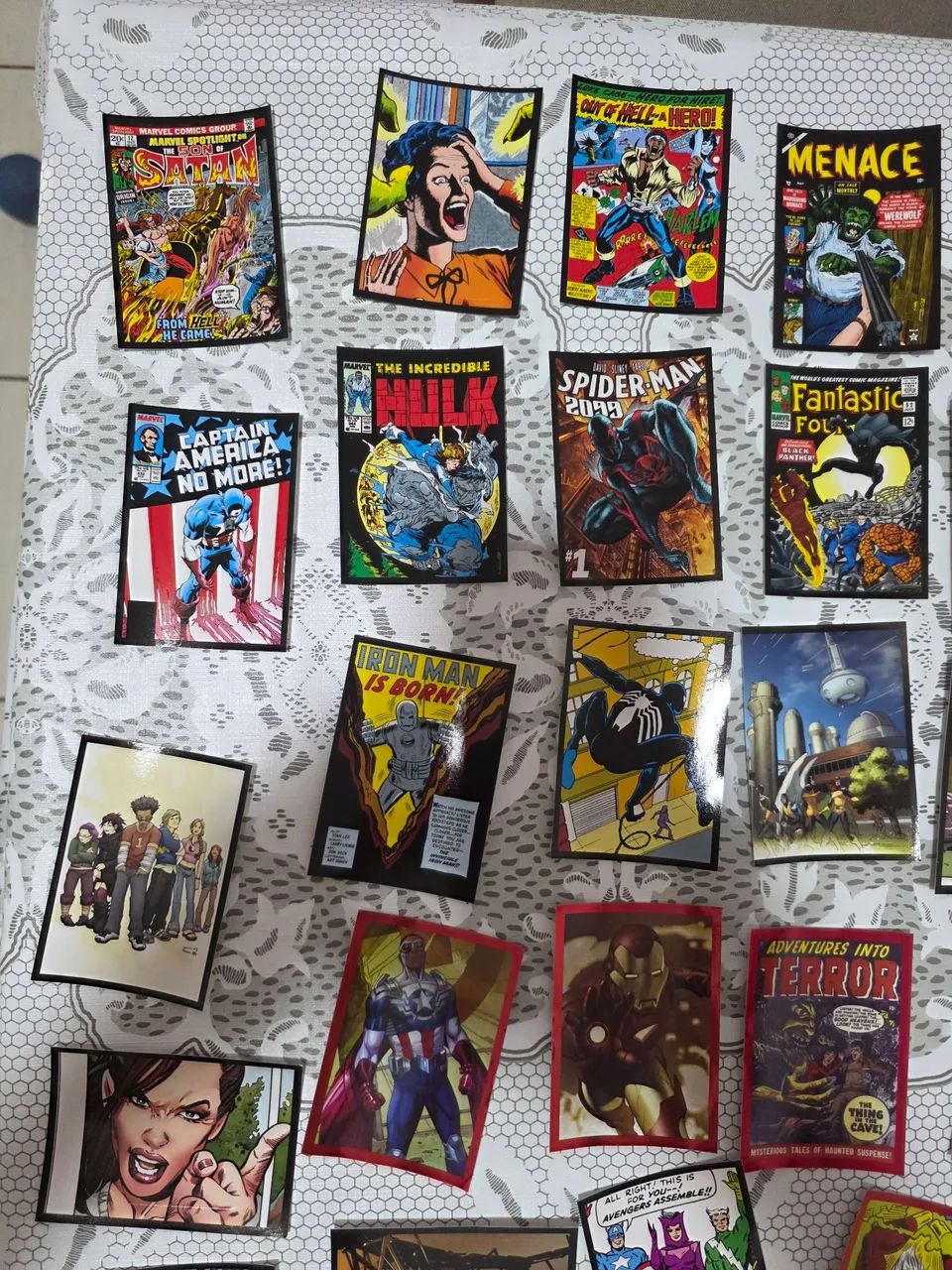 Figurinhas e cards Marvel anniversary - Foto 2
