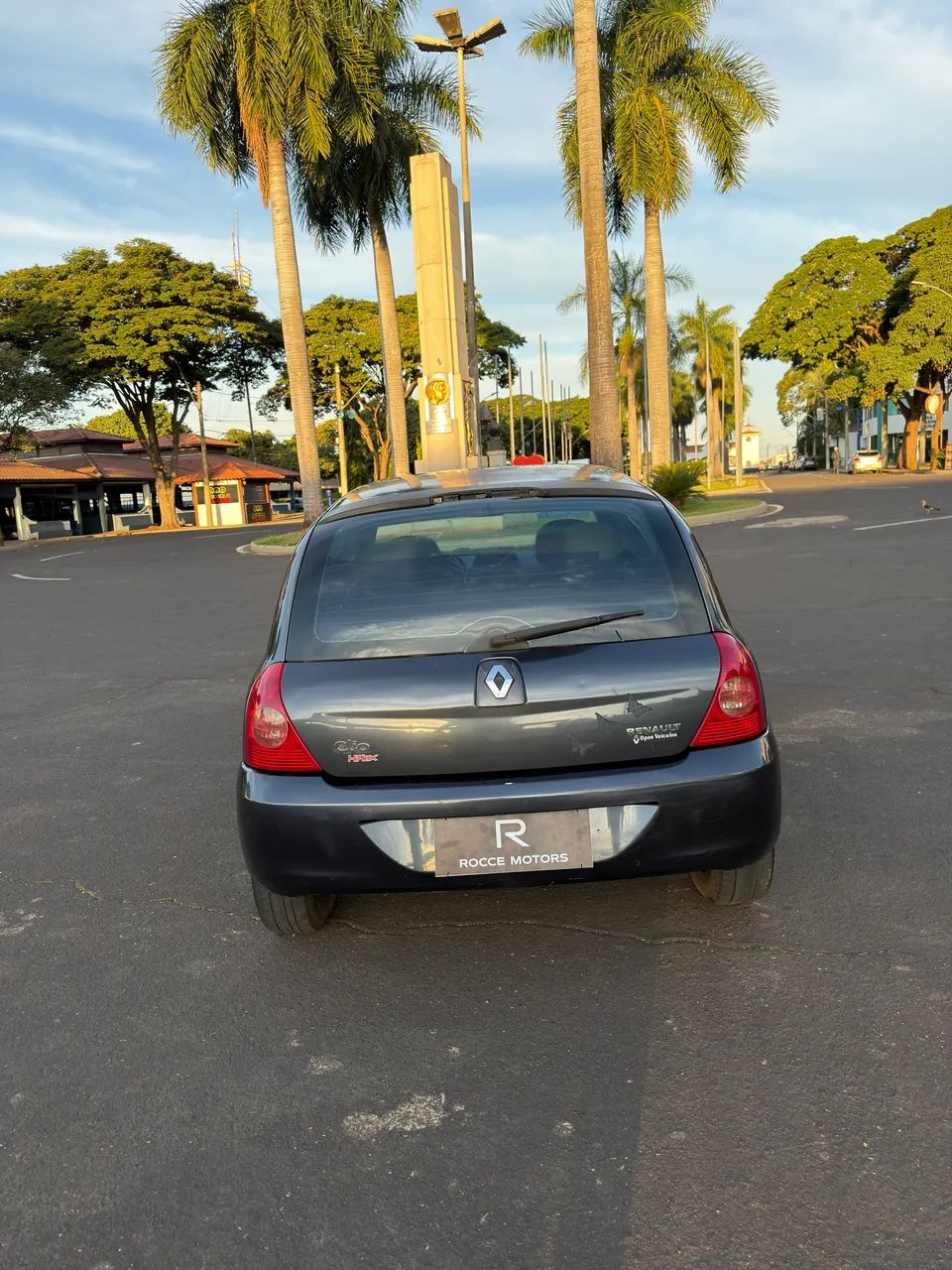 Renault Clio Expression Hi-flex 1.0 16V 5P 2007 - Foto 4