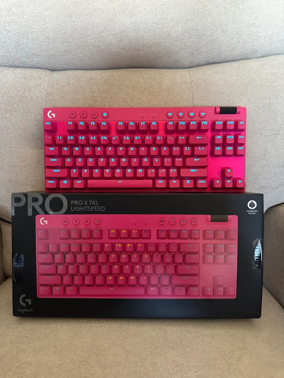 Teclado Pro X TKL LIGHTSPEED ROSA