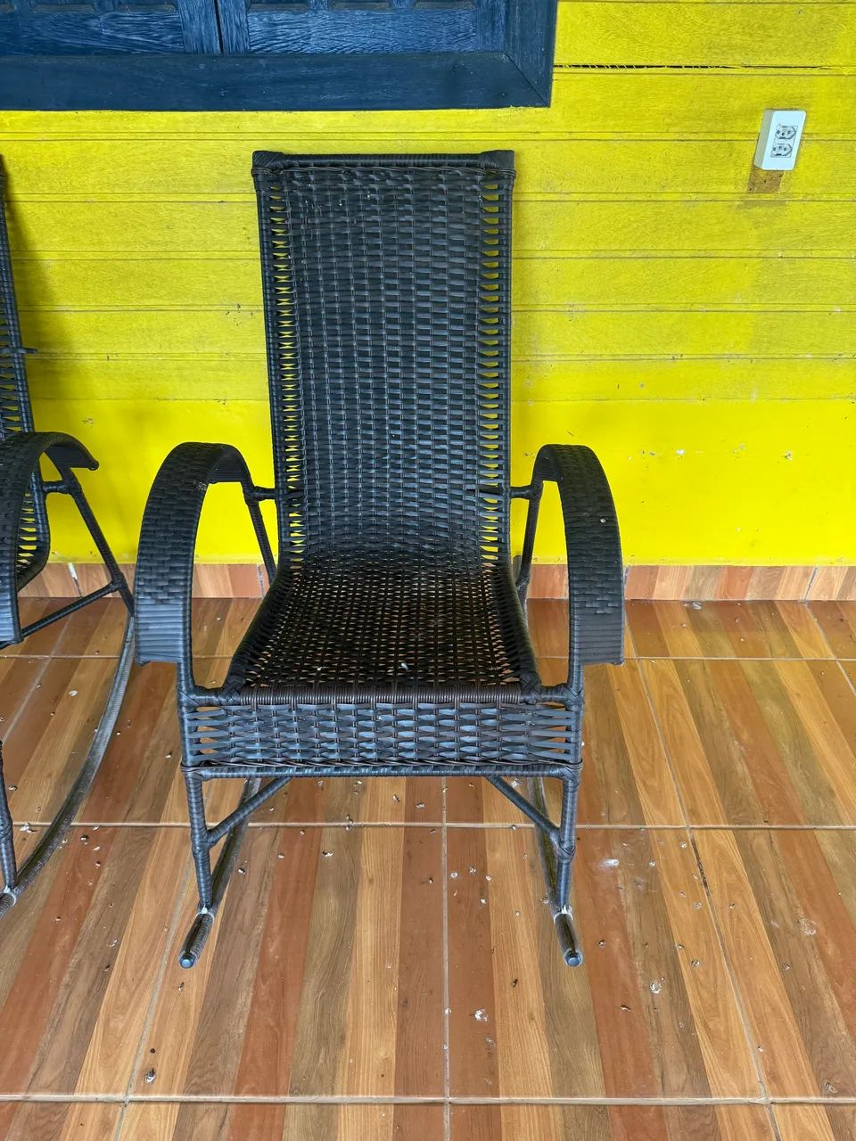 Vende-se lindas cadeiras de balanço  - Foto 3