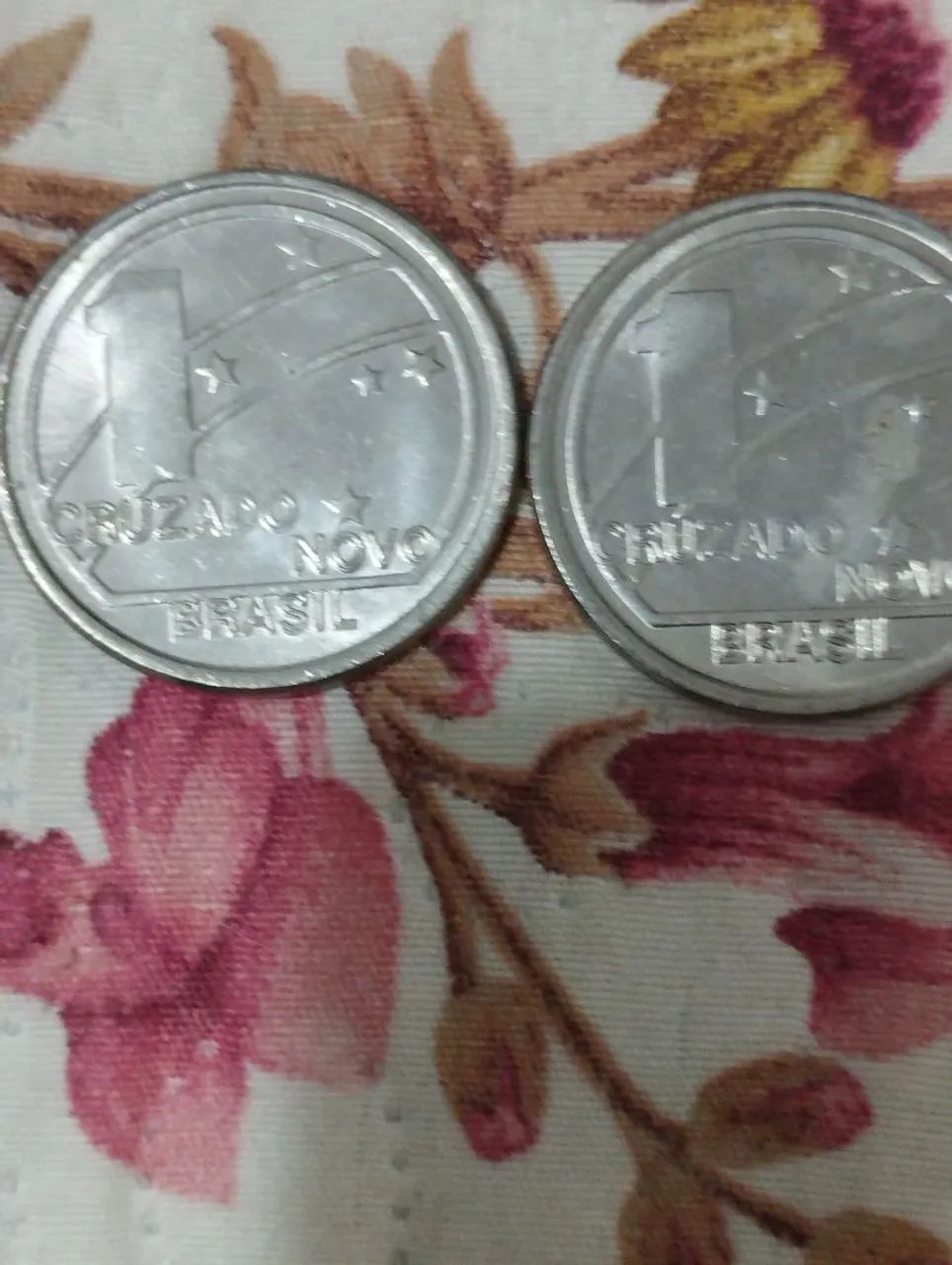 Vendo estás moedas 