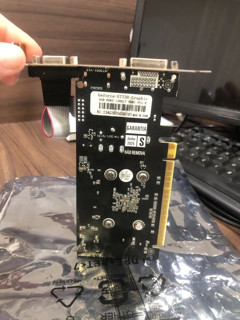 GeForce GT 730 - Foto 3