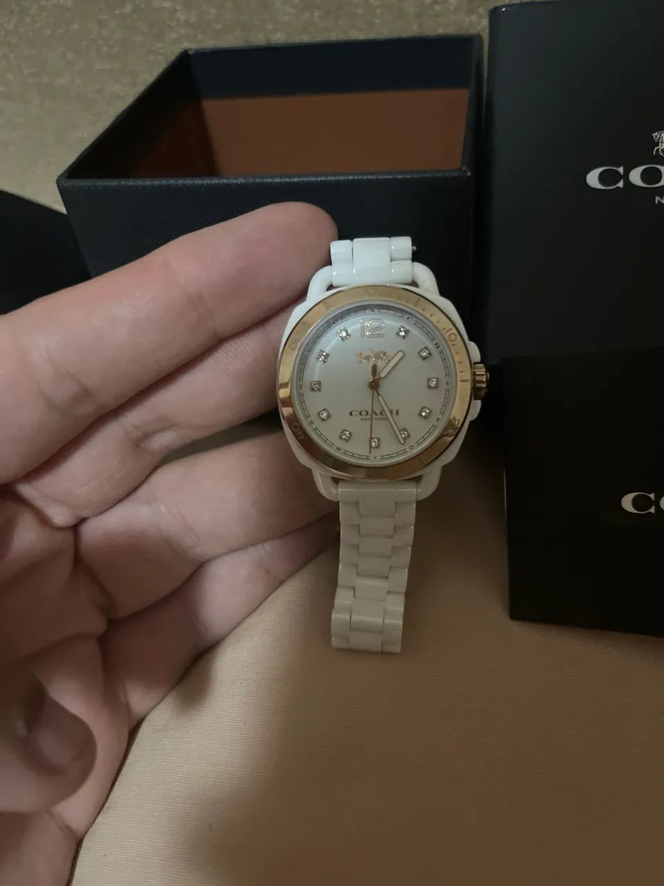 Vendo Relogio de Ceramica branca COACH  - Foto 4