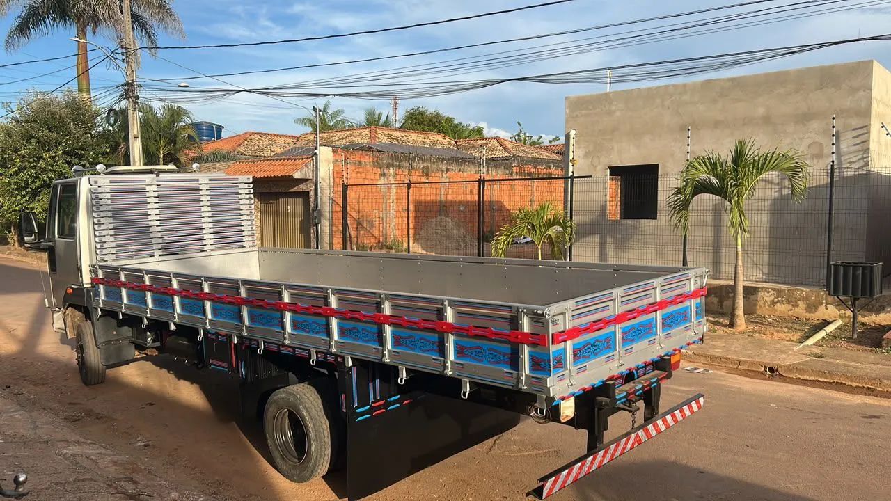 FORD CARGO 816 2015 - Foto 3