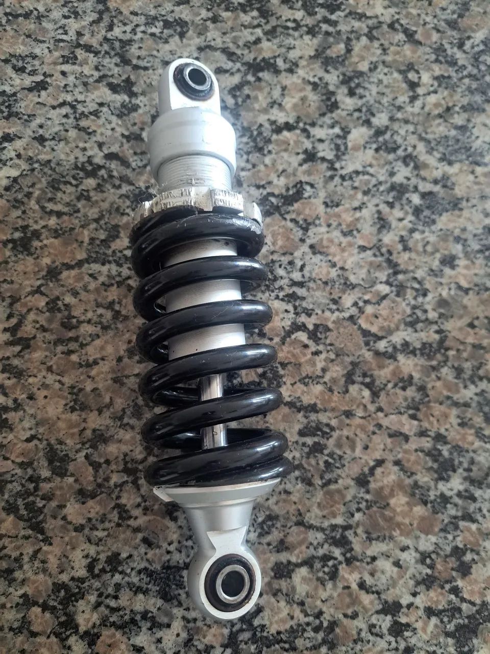 Amortecedor Voltz EVS perfeito estado 