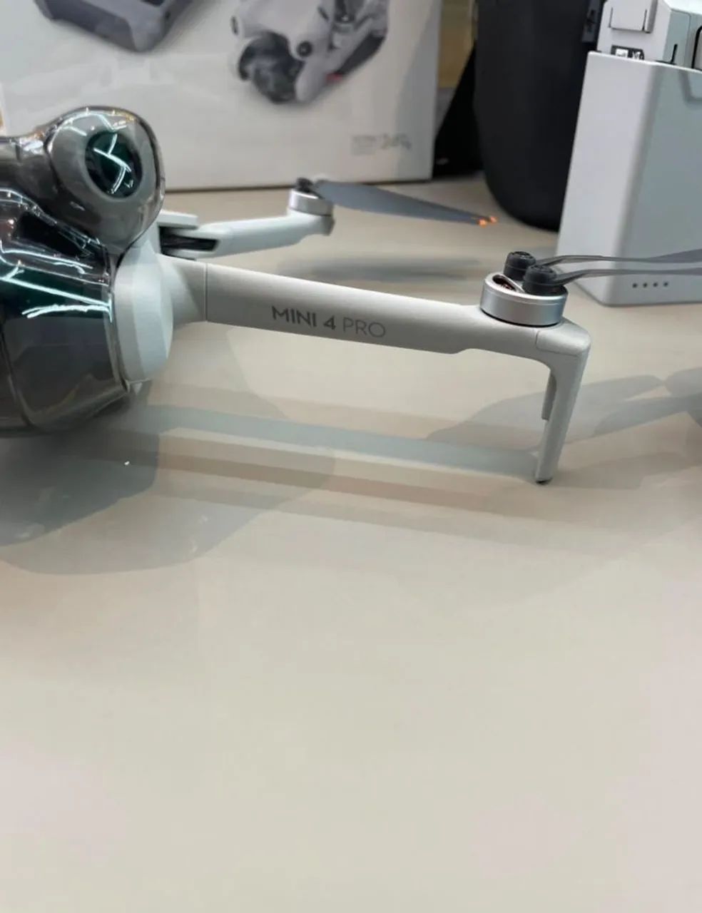mini 4 pro com tela - Foto 4