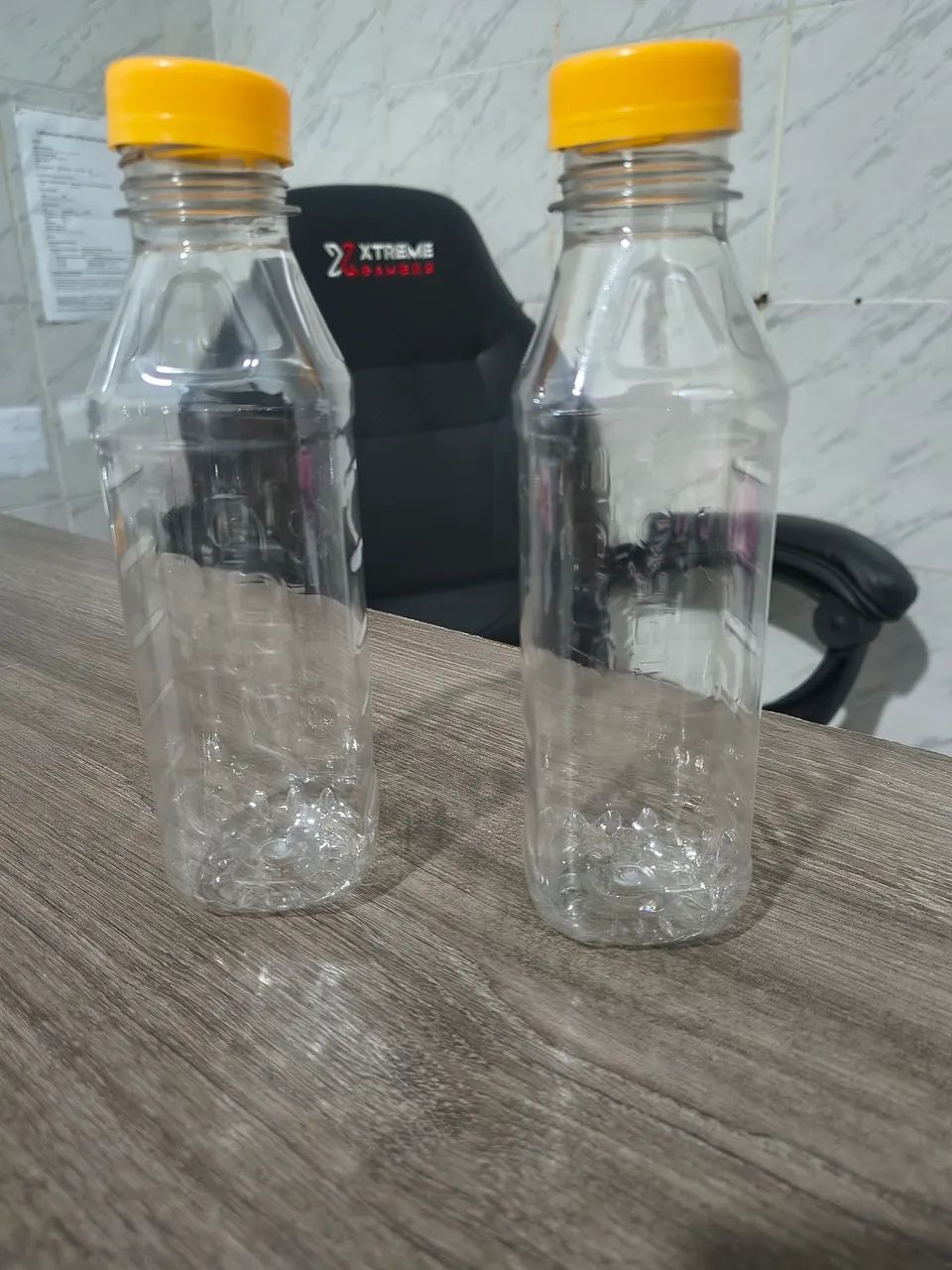 27 garrafinhas plásticas de 500ml com tampa com lacre  - Foto 2