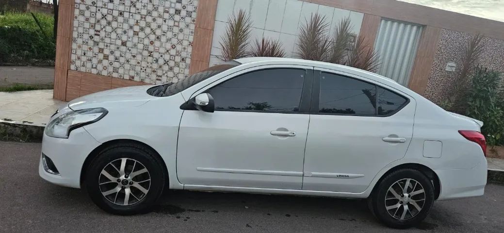 Nissan Versa SV 1.6 16V 2020