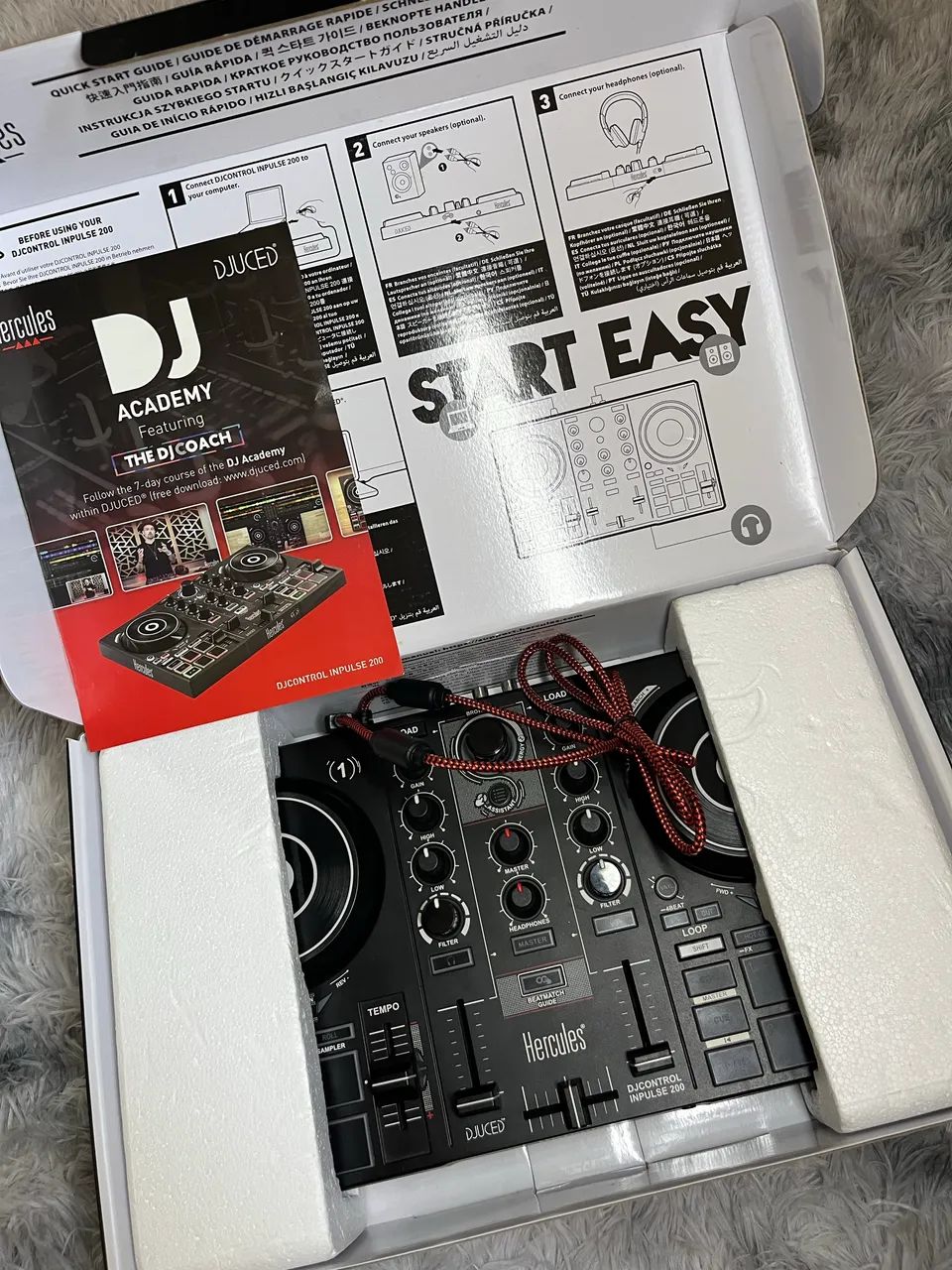Controladora Hercules DJControl Inpulse 200 - Foto 5