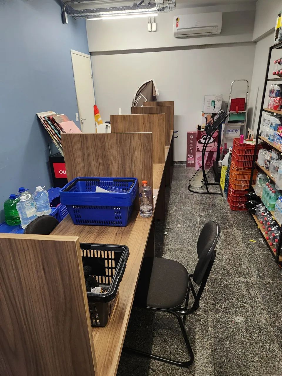 4 baías com mesa 1.20 excelente para atendimento  - Foto 3