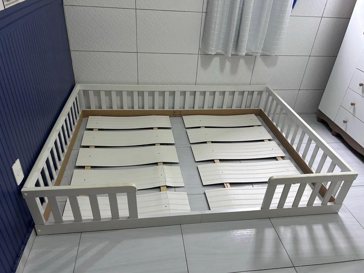 Cama montessoriana casal
