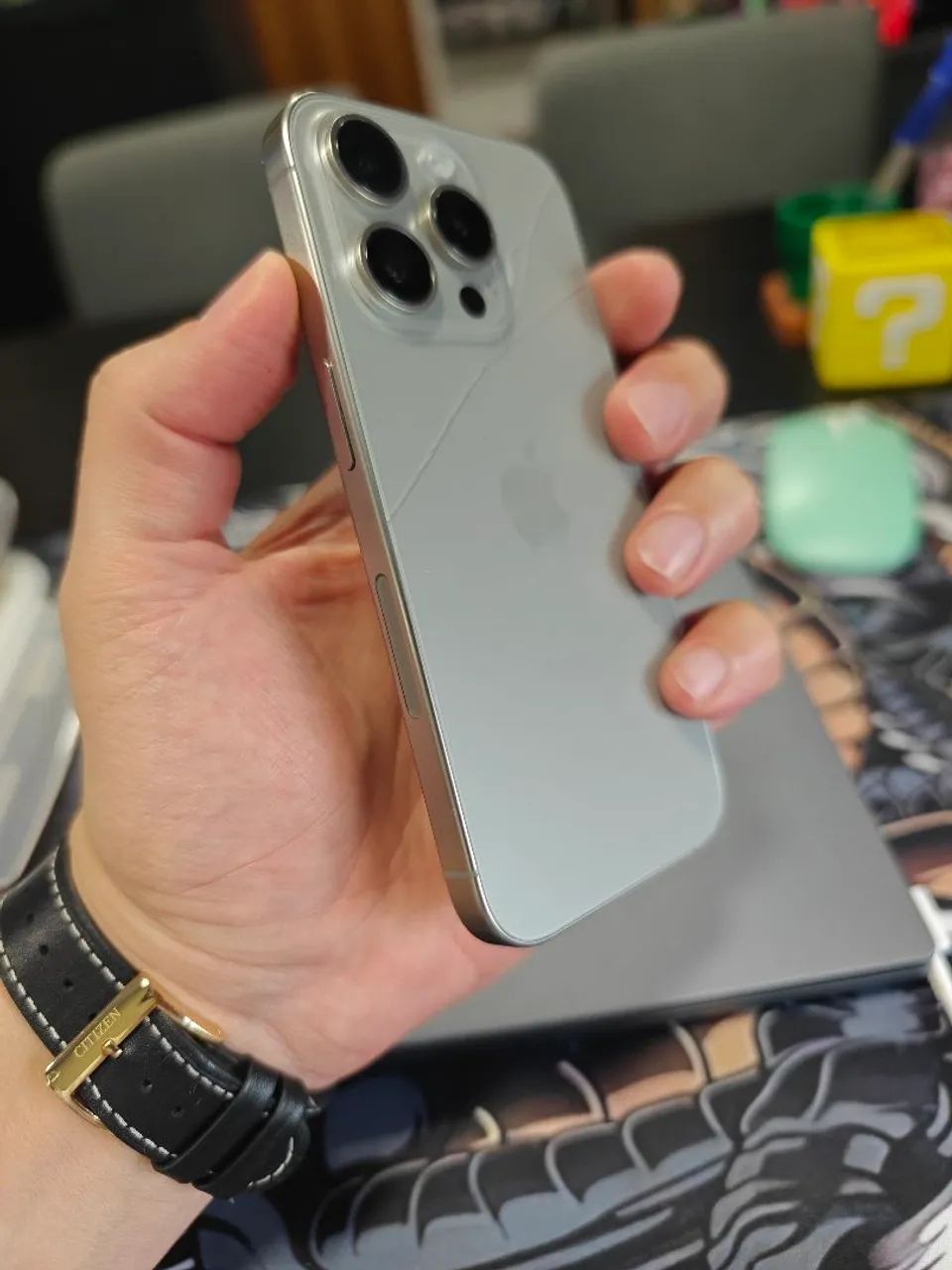 iPhone 15 pro  - Foto 2