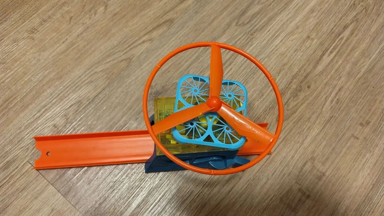 Lançador hot Wheels voador