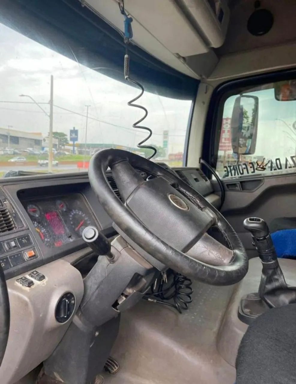 Vw 19330 6x4 - 2014 Caçamba - Foto 4