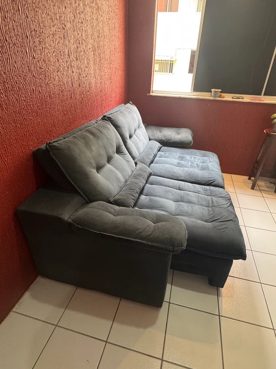 Sofá na cor azul em ótimo estado  - Foto 4