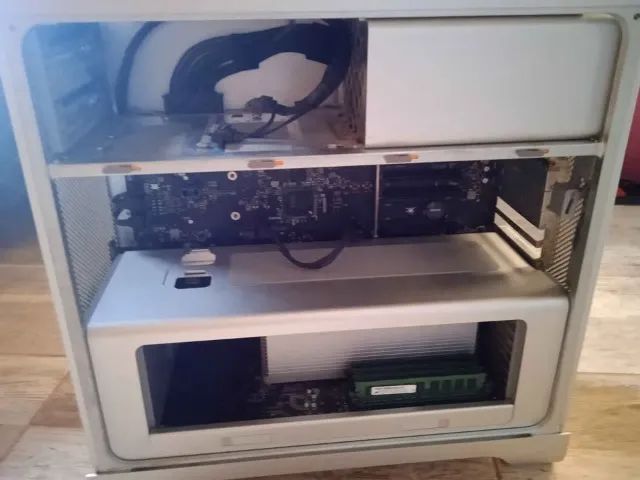 Mac Pro A1289 - Foto 3