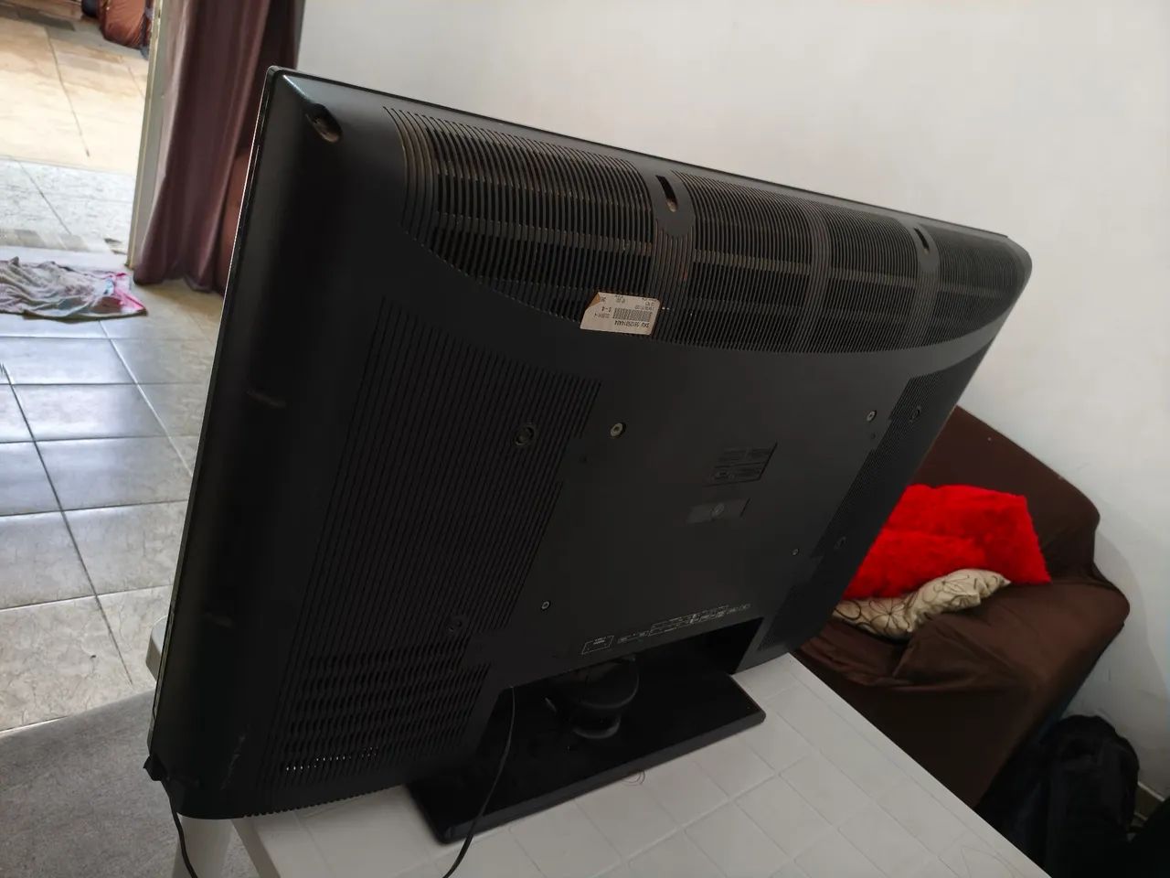 Vendo TV Semp 42 polegadas funcionando perfeitamente  - Foto 3