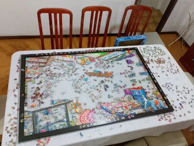 Vendo Quadro de Quebra-Cabeças com 3000 Peças - "Loja de Brinquedos" (com Moldura e Vidro) - Foto 5
