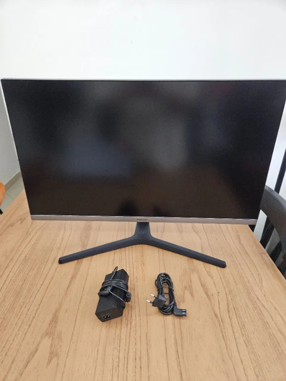 Monitor Samsung 28" 4K IPS 60Hz - Foto 4