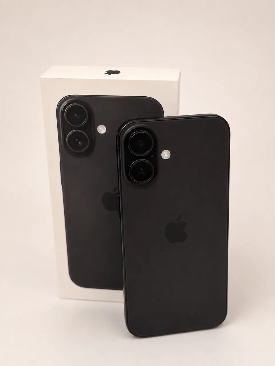 iPhone 16 - 128gb (91% ) Extremamente conservado. - Foto 2