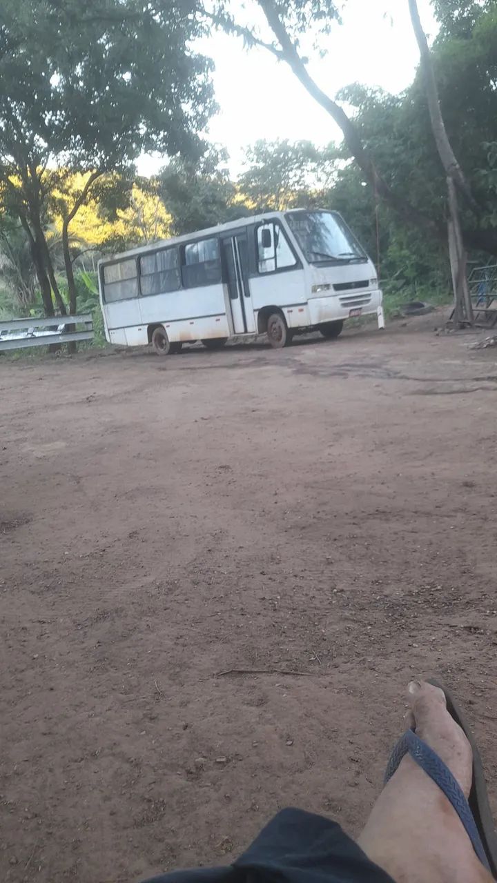 Vendo micro ônibus todo revisado  - Foto 5