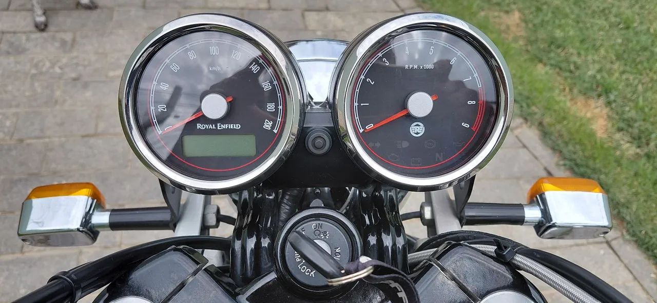 Interceptor 650 - Foto 4
