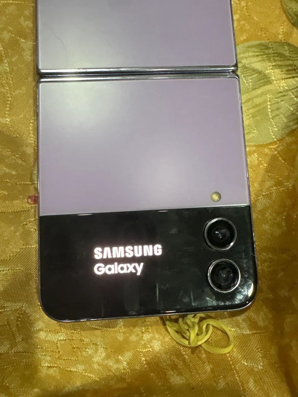 Vendo telefone Samsung Z flip 4 