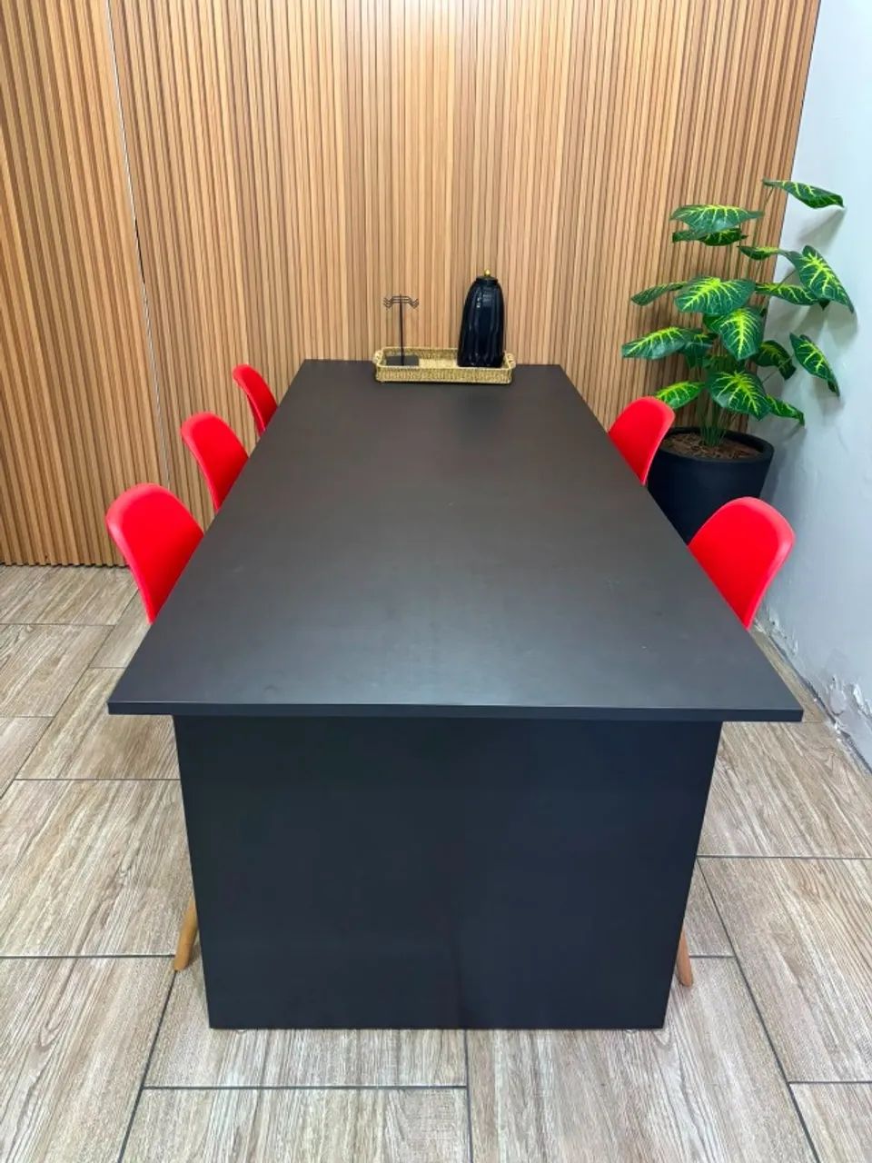 Cadeiras fixas pra mesa de jantar/reunião/recepção - Foto 2